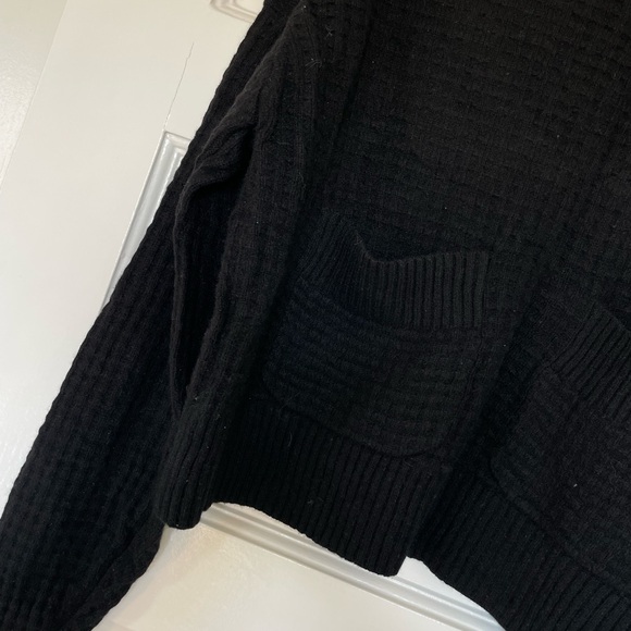 Everlane Belgian-Waffle Pocket Pullover in ReCashmere - Picture 8 of 11